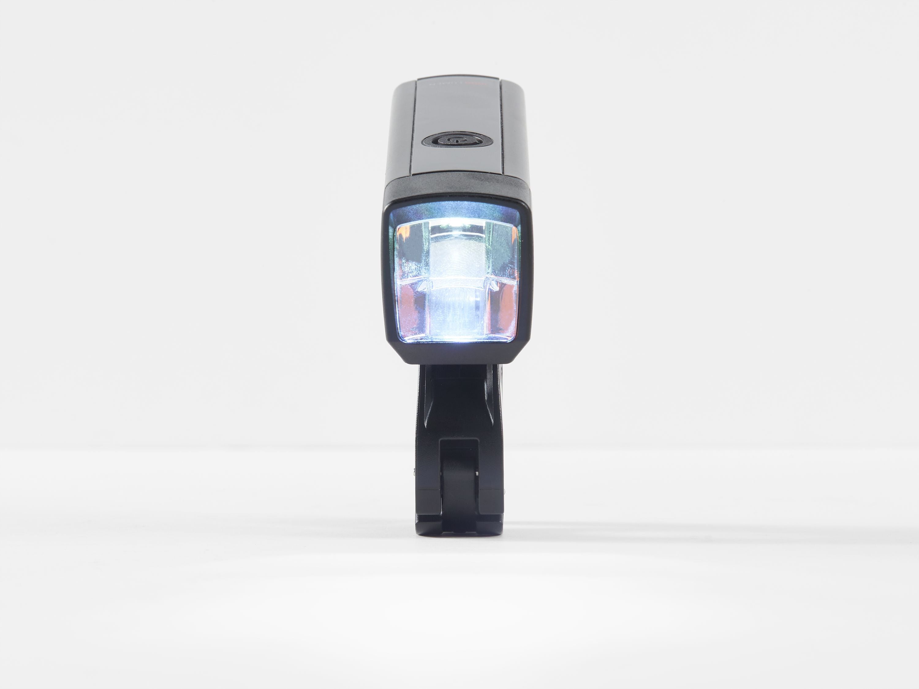 Bontrager Trek Etuvalo Commuter Pro RT – 1300 lm, Kindbeam, USB-C