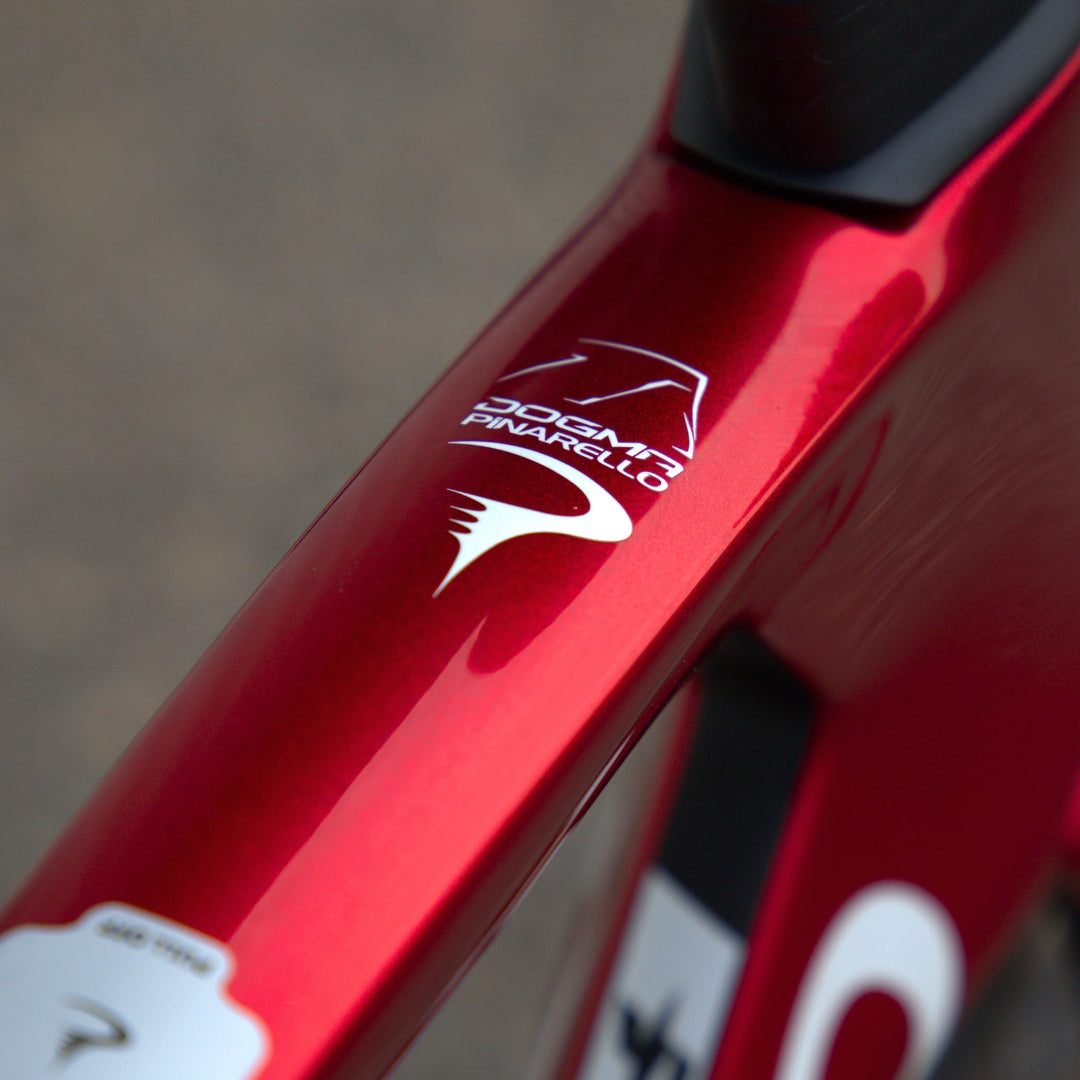 Pinarello Dogma F Dura Ace Di2 – maantiepyörä, M40X-hiilikuiturunko
