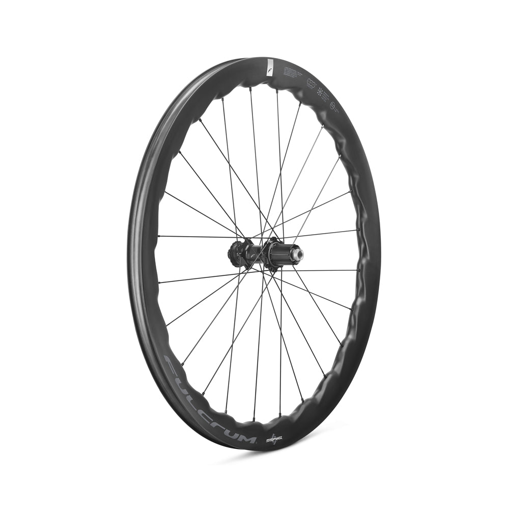 Fulcrum Kiekkopari Soniq 42, HG11 – 42–47mm hiilikuituvanne, Centerlock