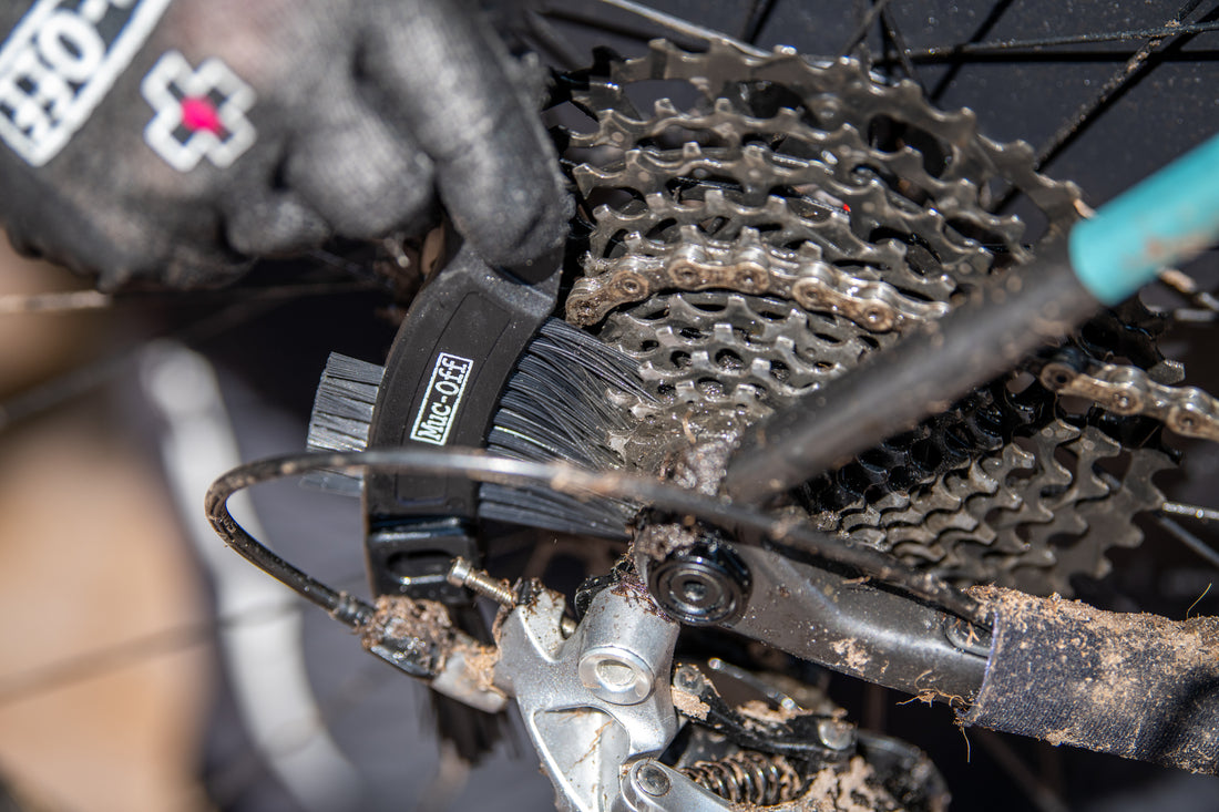 Säännölliset huollot