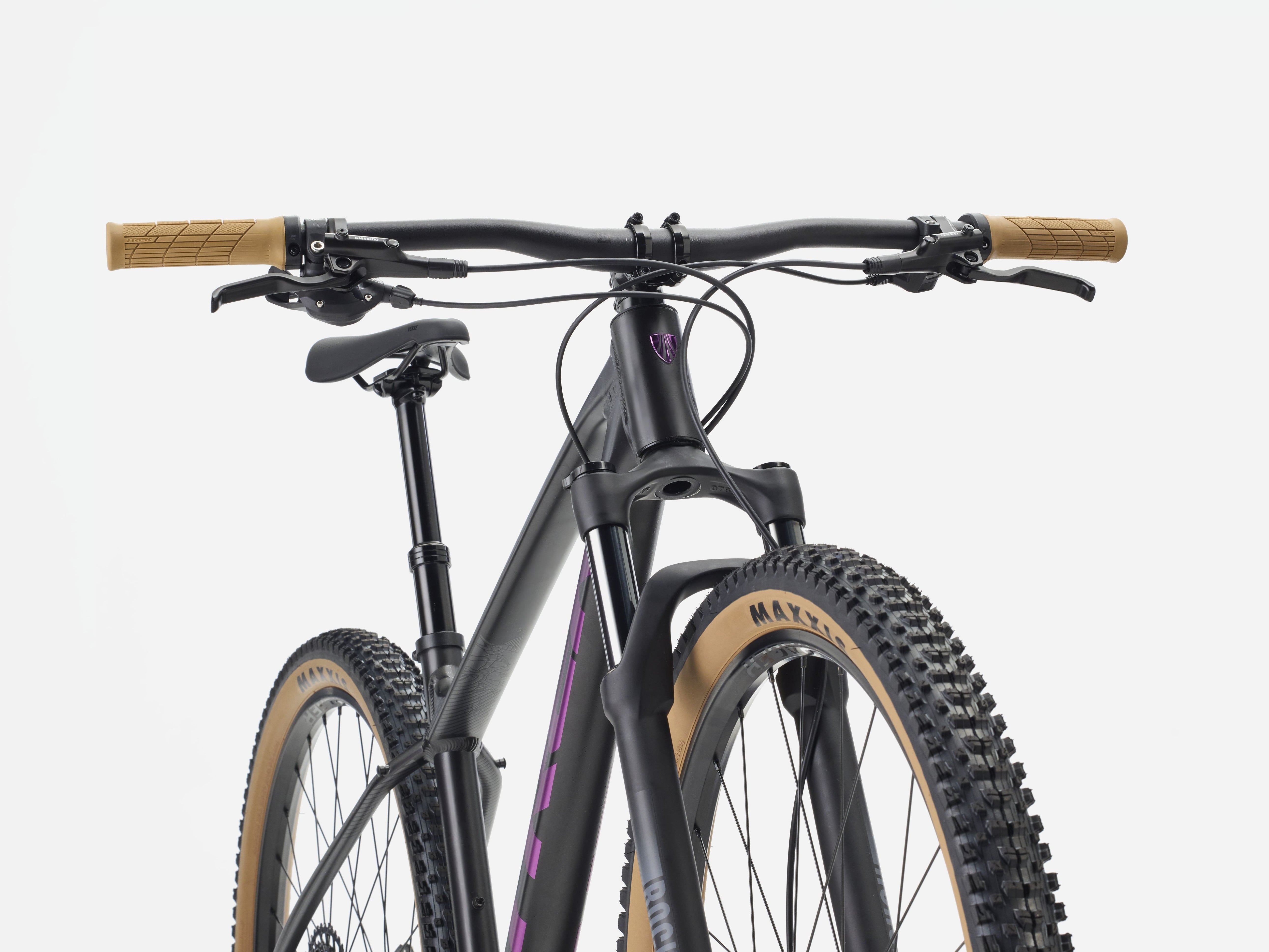 Trek Marlin 7 L 29 Matte Dark Web/Clear Gloss