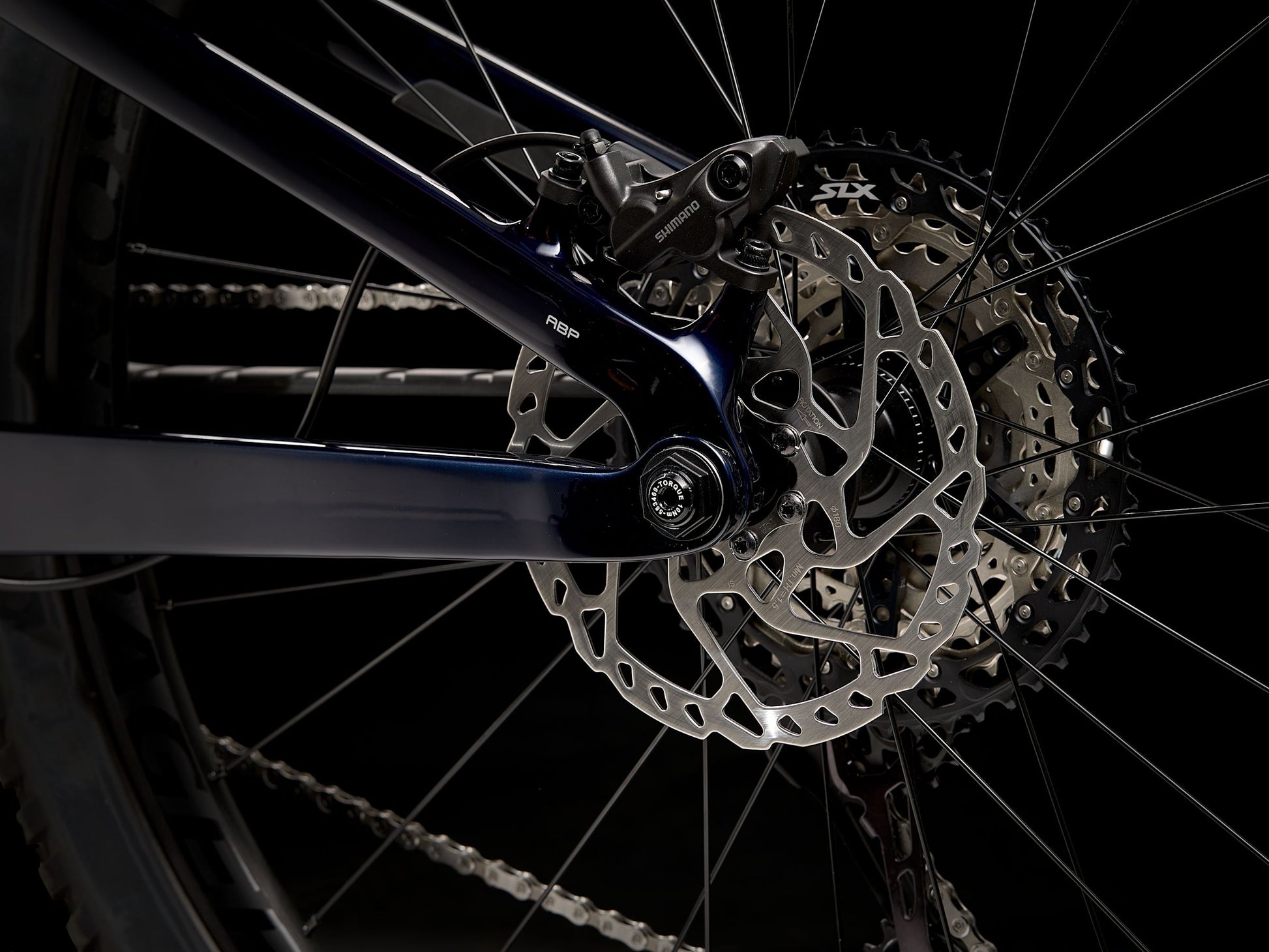 Trek Slash 9.7 Gen 5 L Carbon Blue Smoke/Trek Black