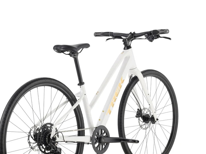 Trek FX 2 Midstep Gen 4 – hybridipyörä, matala askelkorkeus