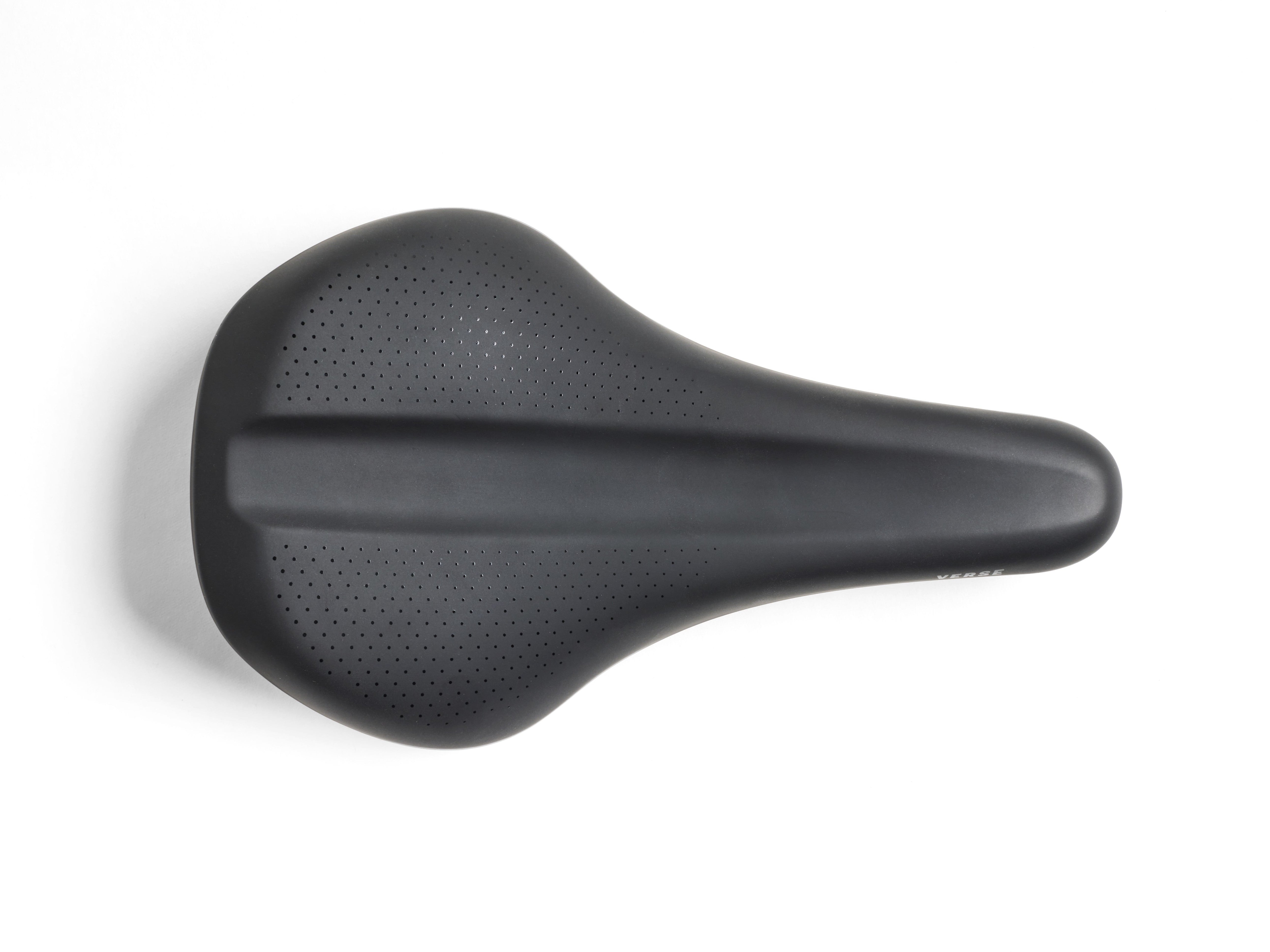 Trek Verse Trail satula 145mm musta